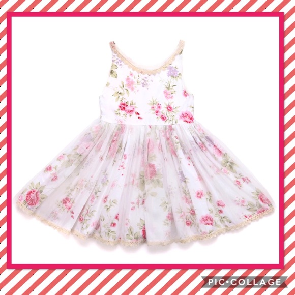 Other - 🌸 White flowered dress